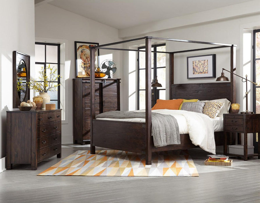 Magnussen Pine Hill Queen Canopy Bed in Rustic Pine